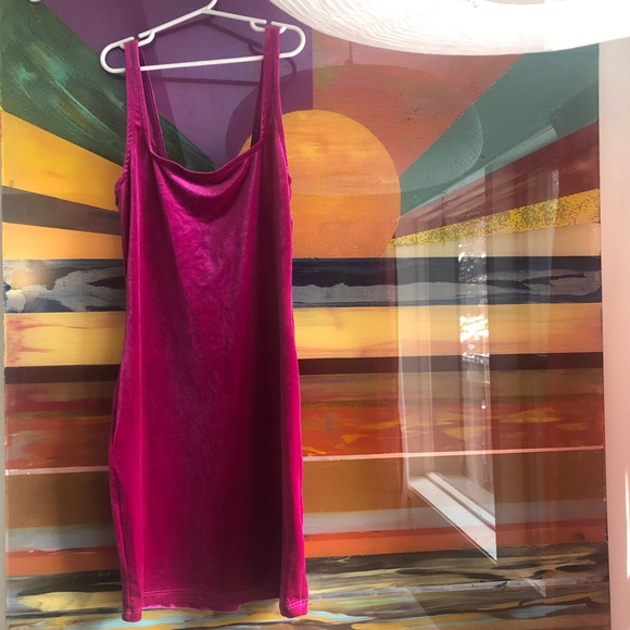 Brand new Urban Outfitters velvet dress - Picture 2 of 2